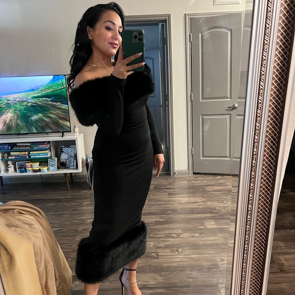 baby boo Dresses & Skirts - Black midi elegant dress